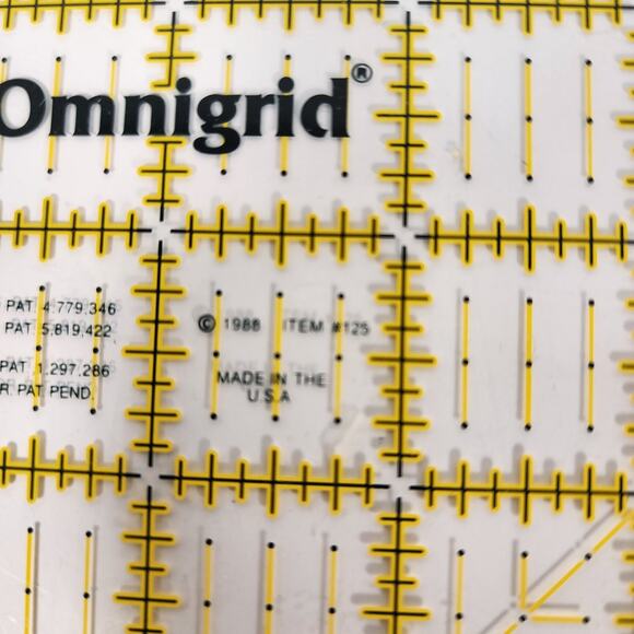 1988 Omnigrid Clear Quilting Cutting Measuring Mat 12x12 Sewing Crafts USA (11) - Picture 3 of 5